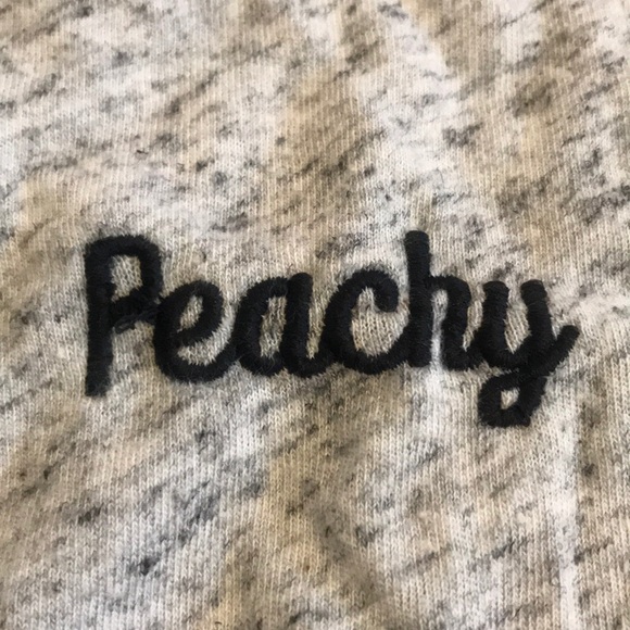 Brandy Melville T shirt - Picture 2 of 3